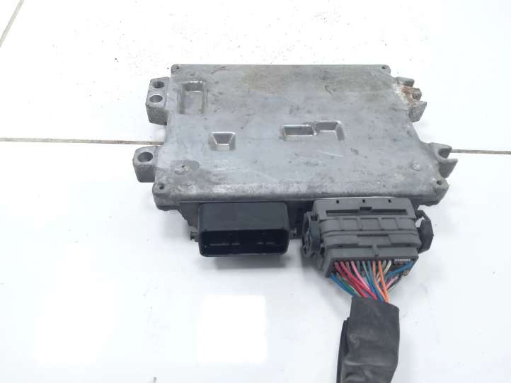 3392064J8 Suzuki Grand Vitara II Galios (ECU) modulis