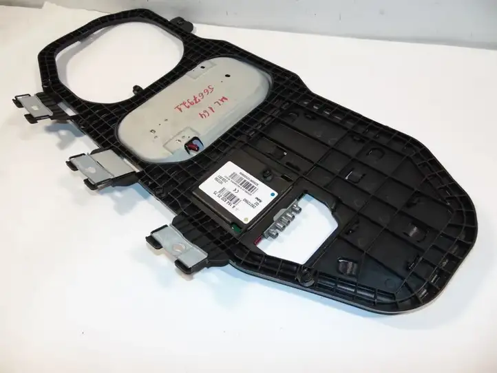 Mercedes-Benz ML W164 (2005 - 2011) A1648202575 Усилитель антенны — фото 2