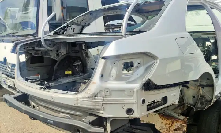 Mercedes-Benz E W212 (2009 - 2016) A2126400871 Задняя часть кузова — фото 5