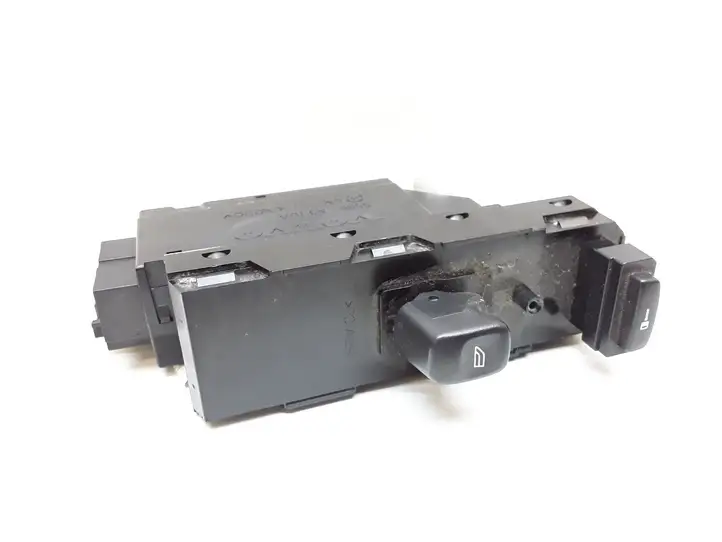 Volvo V70 (2004 - 2007) 30746075 Кнопка стеклоподъемников — фото 1