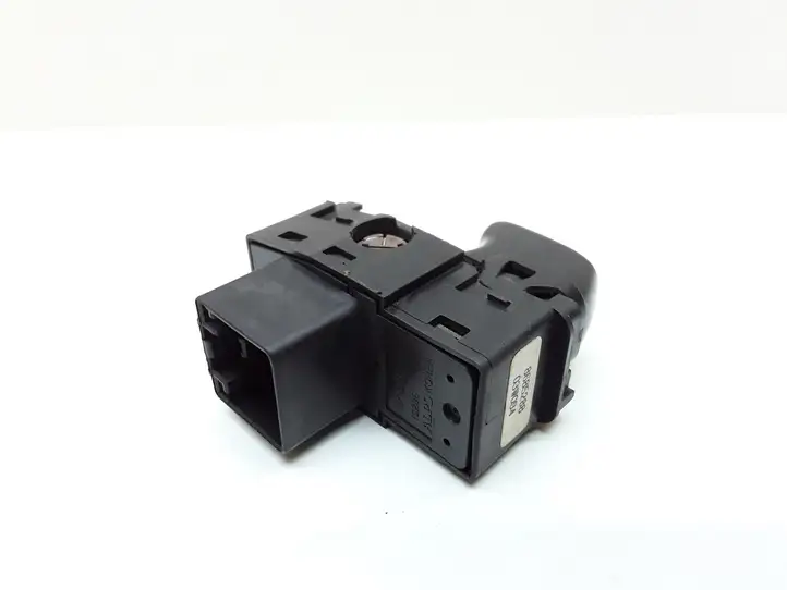 Volvo V70 (2000 - 2004) 8685288 Кнопка стеклоподъемников — фото 2