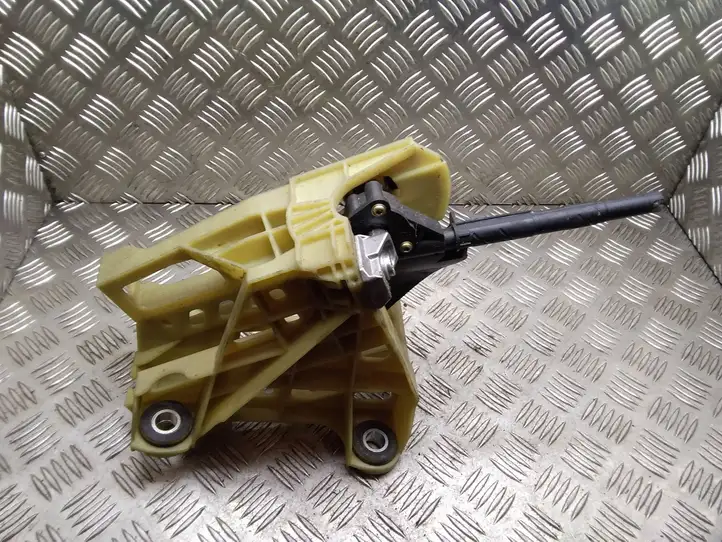 Volkswagen Transporter-Caravelle (2003 - 2009)  7H0711061 Механизм переключения передач (кулиса) (в салоне)