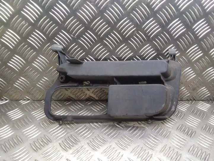 Toyota Avensis T250 (2006 - 2009) 5212705020 Решетка противотуманной фары — фото 3