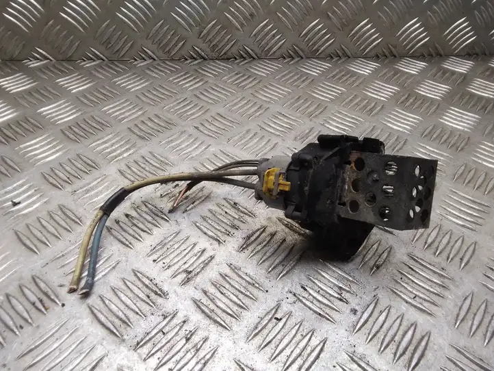 Citroen C4 I Picasso (2006 - 2013) 9658508980 Реле вентилятора охлаждения — фото 1