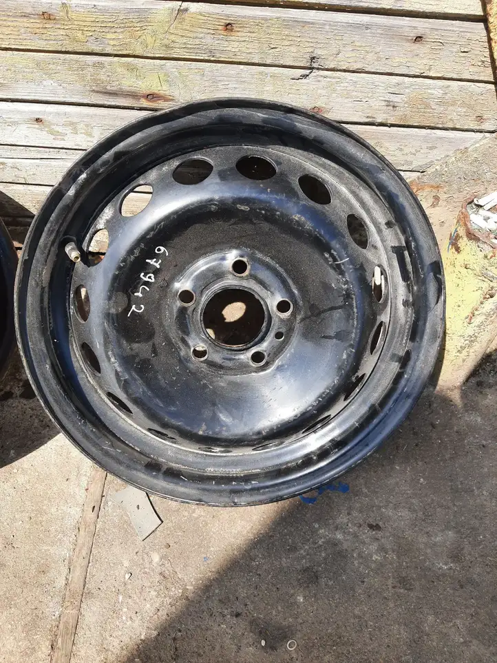 Volvo S60 (2000 - 2004) 9157507 Стальной штампованный диск R15 — фото 4