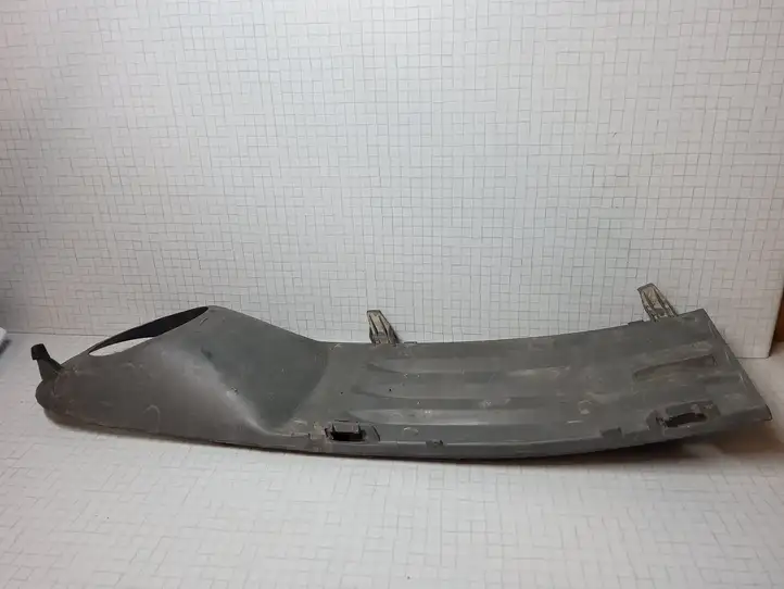 Volkswagen Transporter-Caravelle (2003 - 2009)  7H0807490C Декоративная решётка противотуманной фары