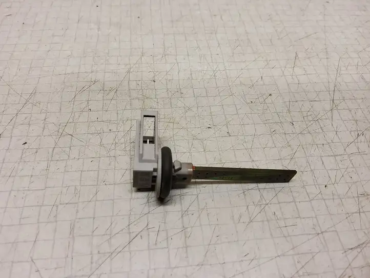 Volkswagen PASSAT B6 (2005 - 2010)  4B820539 Датчик температуры салона