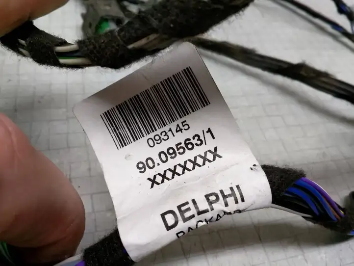 Volvo S60 (2000 - 2004) 093145 Прочая электропроводка — фото 3