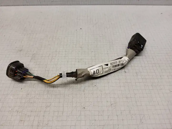 Toyota Corolla Verso E121 (2004 - 2007) 822230F040C Прочая электропроводка — фото 3