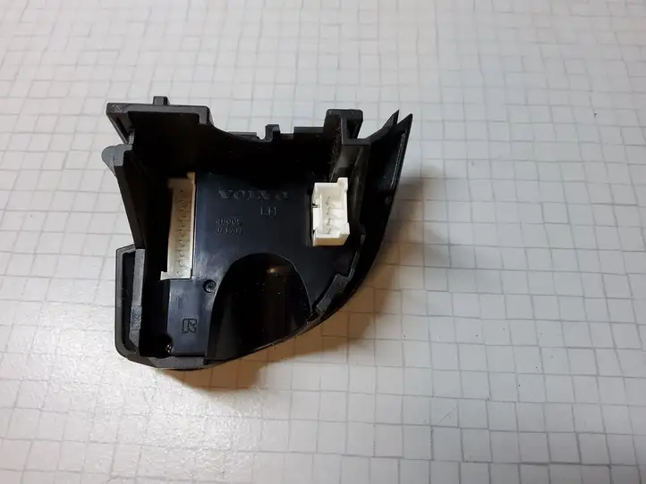 Volvo S60 (2000 - 2004) 8685479 Кнопки на рулевом колесе — фото 3