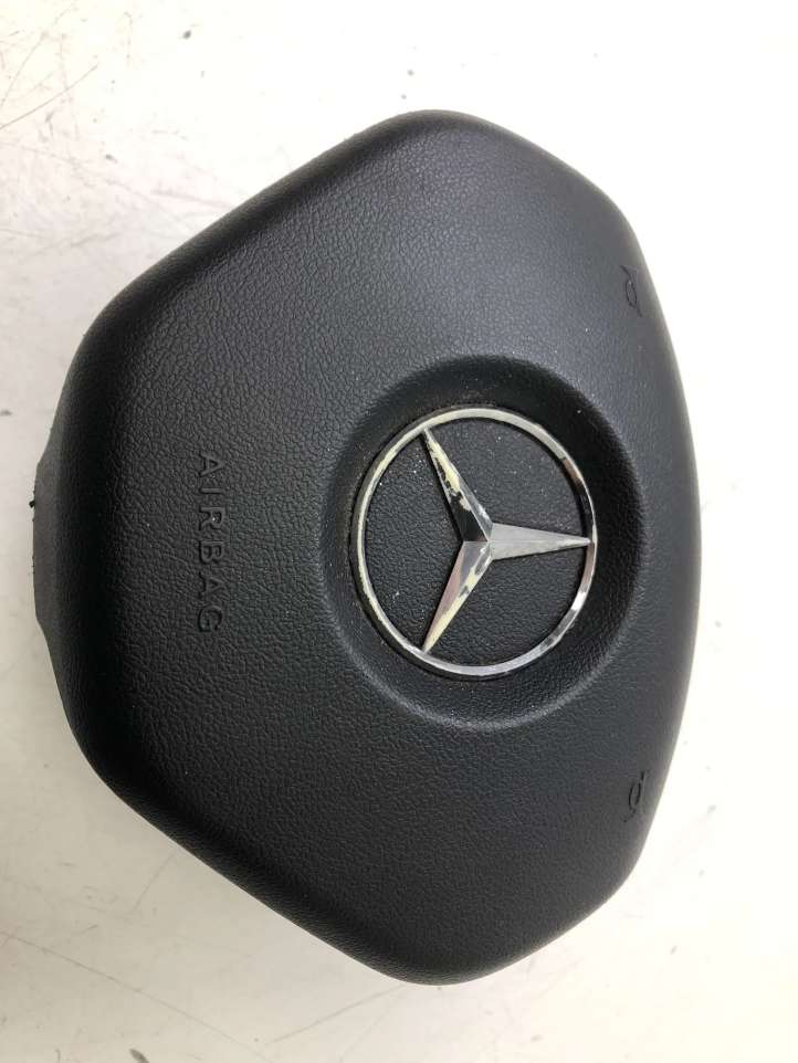 307976095162AB Mercedes-Benz B W246 W242 Vairo oro pagalvė