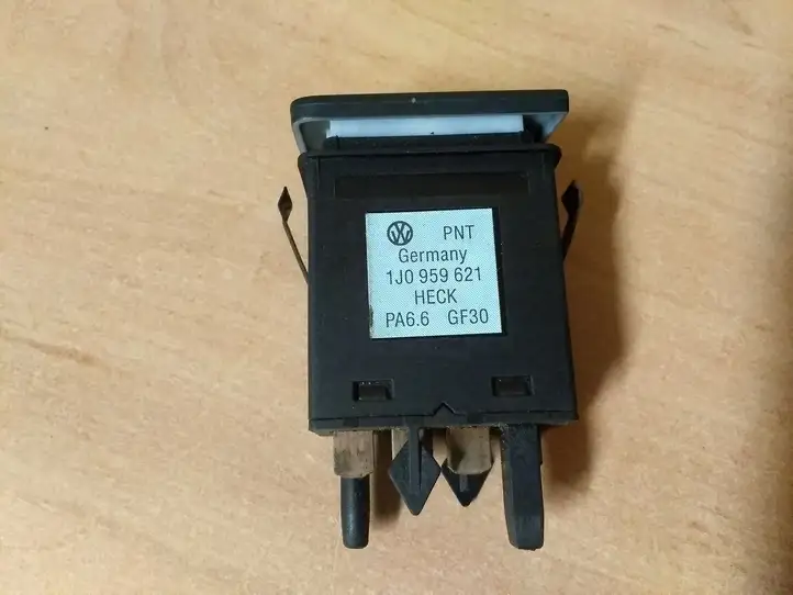 Volkswagen Golf IV (1998 - 2005) 1J0959621 Кнопка обогрева стекла — фото 3