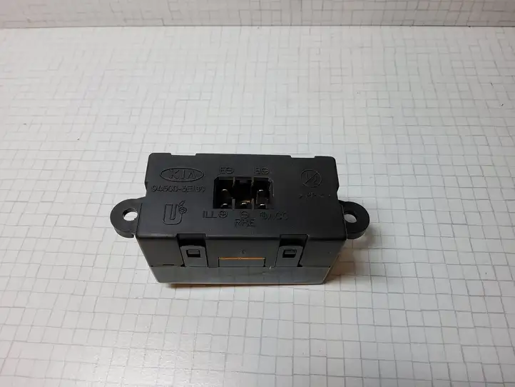Kia Sorento (2002 - 2006) 945003EI60 Часы — фото 2