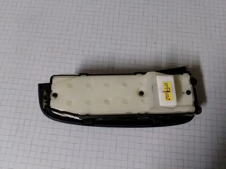 Toyota Avensis T250 (2003 - 2006) 37168A62A05 Блок кнопок стеклоподъемников — фото 4