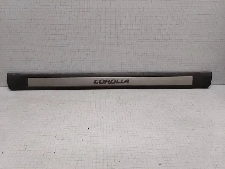 Toyota Corolla E120 E130 (2004 - 2007) 6791212040 Внутренняя отделка заднего порога — фото 1