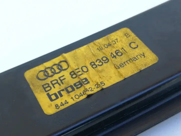 Audi A4 S4 B7 8E 8H (2004 - 2009) 8E0839461C Механический стеклоподъемник задней двери — фото 3