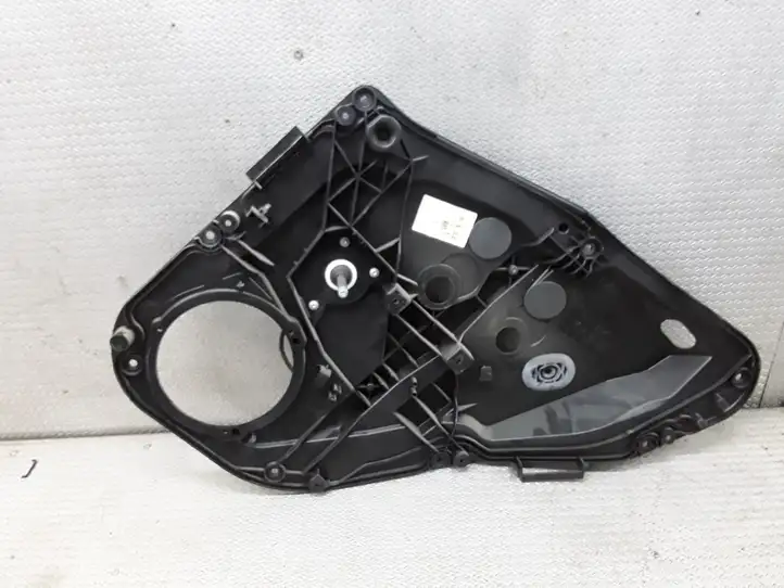 Ford Fiesta (2009 - 2012) 8A61A045H22AG Механический стеклоподъемник задней двери — фото 1