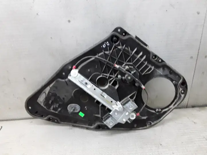 Ford Fiesta (2009 - 2012) 8A61A045H22AG Механический стеклоподъемник задней двери — фото 3