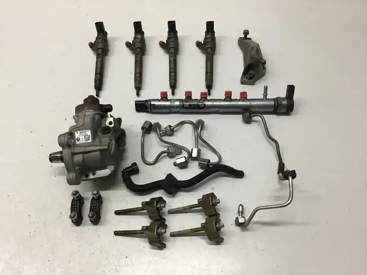 BMW 3 E90 E91 (2005 - 2012) 0445010506 Комплект системы впрыска — фото 1