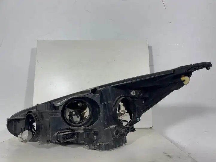 Ford Focus (2015 - 2019) F1EB13W029ED Передняя фара — фото 4