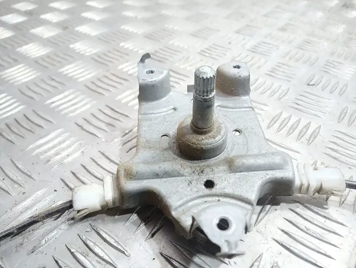 Nissan (2000 - 2006) 114929 Механический стеклоподъемник задней двери — фото 2