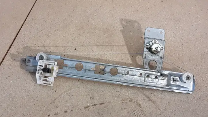 Renault Megane II (2006 - 2008)  190011782 Механизм механического подъема окон задней двери