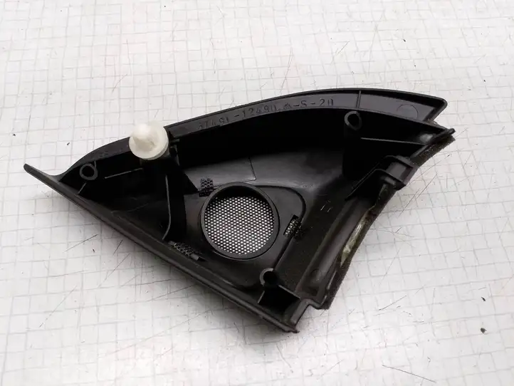 Toyota Corolla E120 E130 (2004 - 2007) 6749112480 Накладка бокового динамика — фото 4