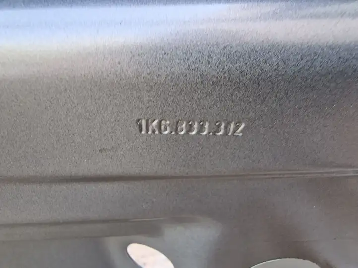 Volkswagen Golf V (2003 - 2009) Рамка дверного стекла задней двери — фото 2