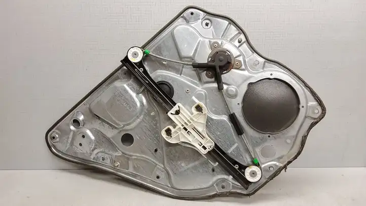 Volkswagen Polo (2001 - 2005) 6Q0839752 Механический стеклоподъемник задней двери — фото 3