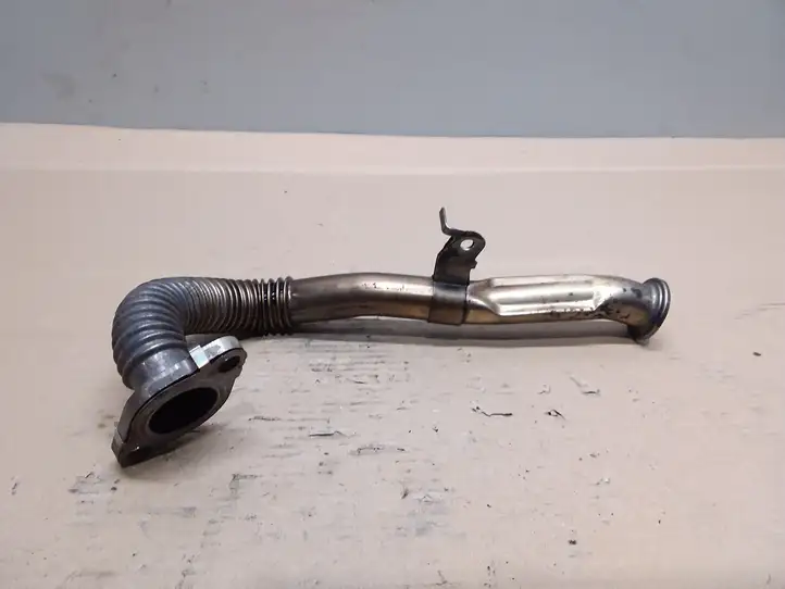 Nissan Qashqai (2010 - 2013)   EGR трубка (трубки)/ шланг (шланги)