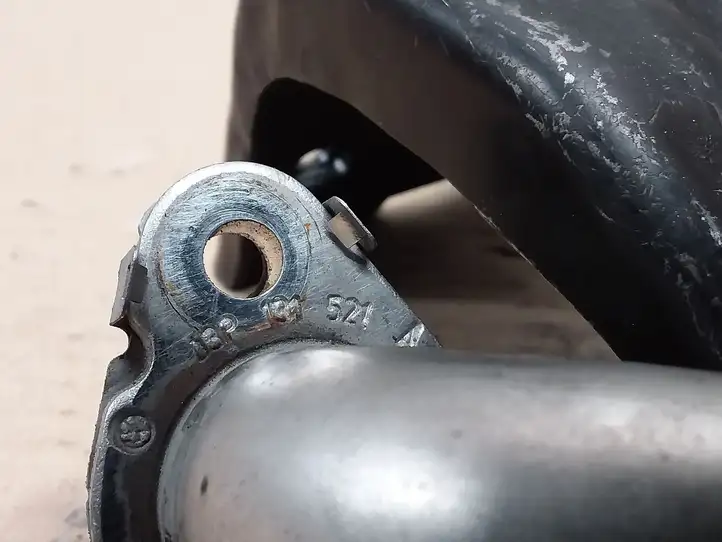 Volkswagen Touran II (2010 - 2016) 03P131521A Трубка EGR — фото 2