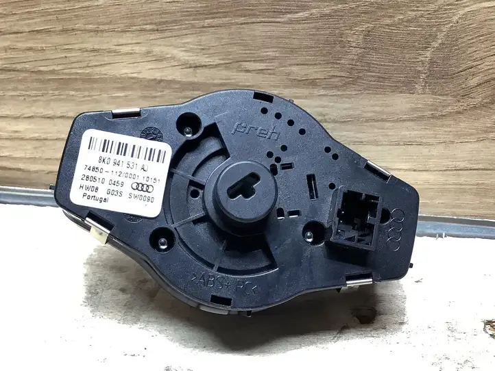 Audi A4 S4 B8 8K (2007 - 2011) 8K0941531AJ Включатель фонарей — фото 2