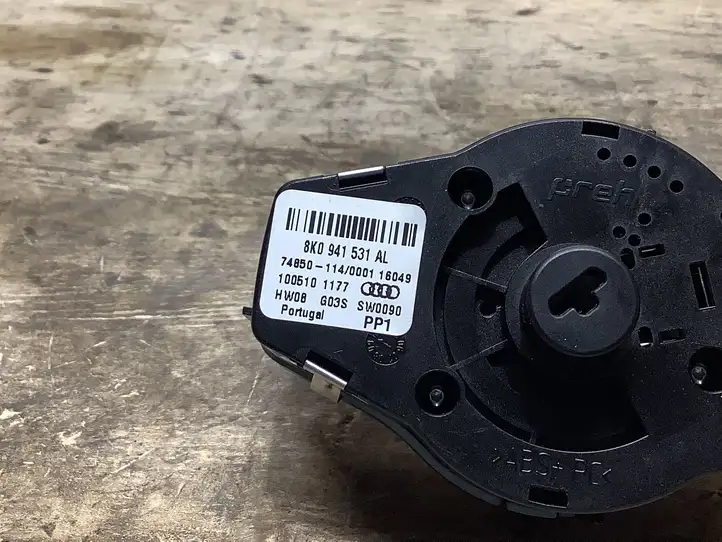 Audi A4 S4 B8 8K (2007 - 2011) 8K0941531AL Включатель фонарей — фото 3