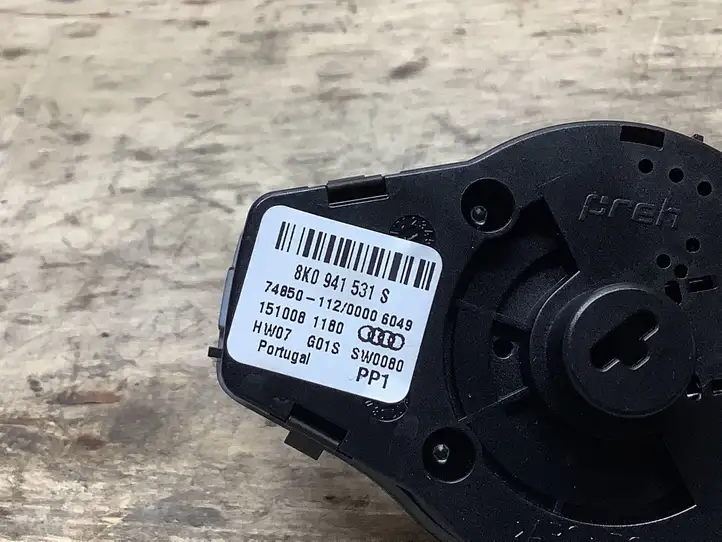 Audi A4 S4 B8 8K (2007 - 2011) 8K0941531S Включатель фонарей — фото 3