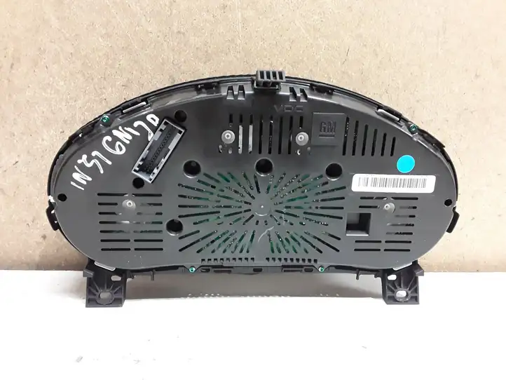 Opel Insignia A (2008 - 2017) 22936880 Спидометр — фото 2