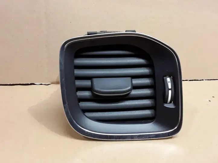 Volvo V60 (2010 - 2013) 30791697 Боковой воздушный дефлектор — фото 1