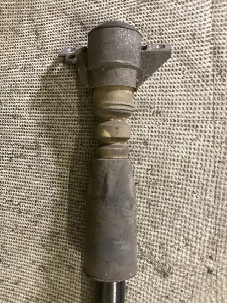 Audi A4 allroad (2009 - 2011)  3448020 Задний амортизатор с пружиной