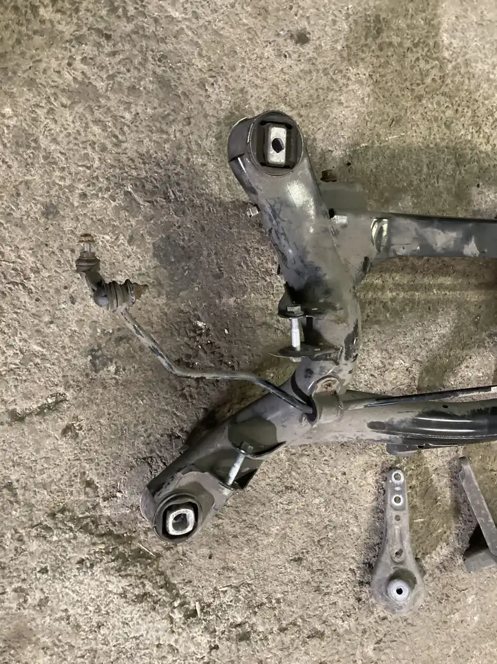 BMW 3 F30 F35 F31 (2012 - 2018) 6792506 Задняя балка подвески — фото 4