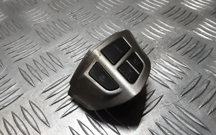 Citroen C-Crosser (2007 - 2013) 75B473 Кнопки на рулевом колесе — фото 1