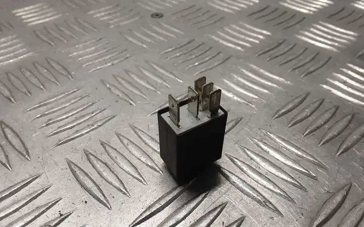 Volkswagen Sharan (2003 - 2010) 7M0951253C Другое реле — фото 2