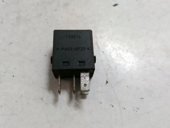 Mercedes-Benz ML W164 (2005 - 2011) 0025421119 Другое реле — фото 1