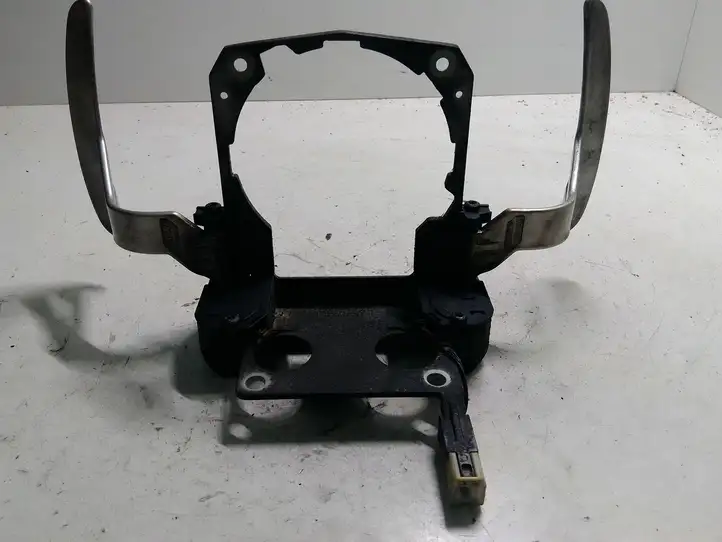 Citroen C-Crosser (2007 - 2013)  2401A004 Включатель / ручка переключения передач