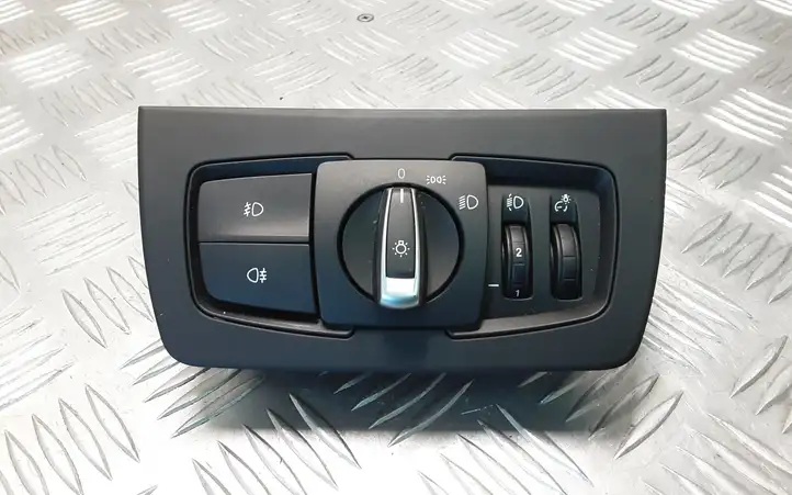 BMW 3 F30 F35 F31 (2012 - 2018) 9265304 Включатель фонарей — фото 1