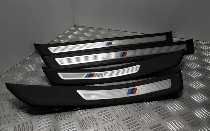 BMW 5 F10 F11 (2009 - 2016) 8050053 Внутренняя обшивка порога (комплект) — фото 1