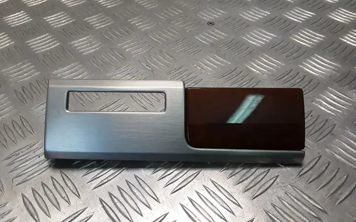 Volkswagen Touareg I (2002 - 2010)  7L6857239 Декоративная планка