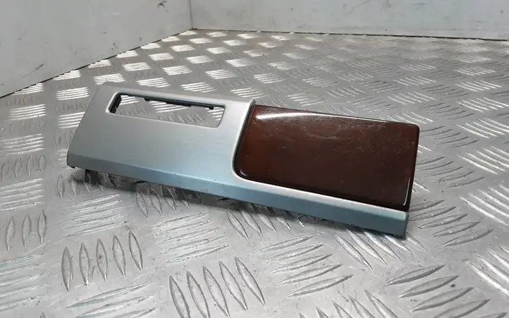 Volkswagen Touareg I (2002 - 2010)  7L6857239 Декоративная планка