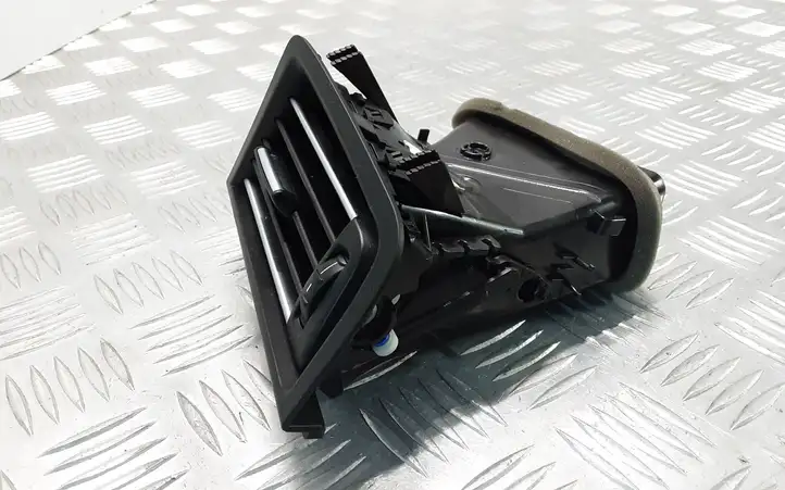 BMW 5 F10 F11 (2009 - 2016) 64229166888 Боковой воздушный дефлектор — фото 3