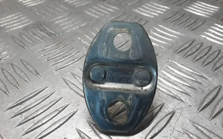 Volkswagen Golf Plus (2004 - 2008)  3B0837033AG Петля замка задней двери