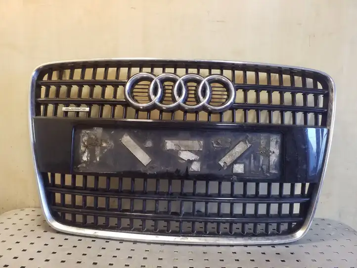 Audi Q7 4L (2005 - 2009) 4L0853651 Верхняя решетка радиатора — фото 1