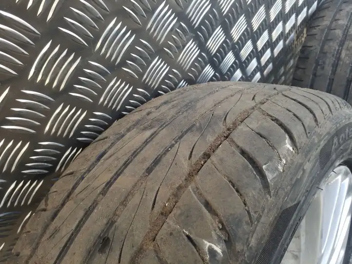 Ford Focus (2011 - 2015)  BM5J1007DB Обод (ободья) колеса из легкого сплава R 17